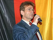 Thomas Winkler begrüßt die Teilnehmer.