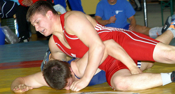 Im Limit bis 100 kg setzte sich Aslan Mahmudov vor den Polen Witold Ciemierz, Mateusz Nowak und Erwin Imbierski durch.