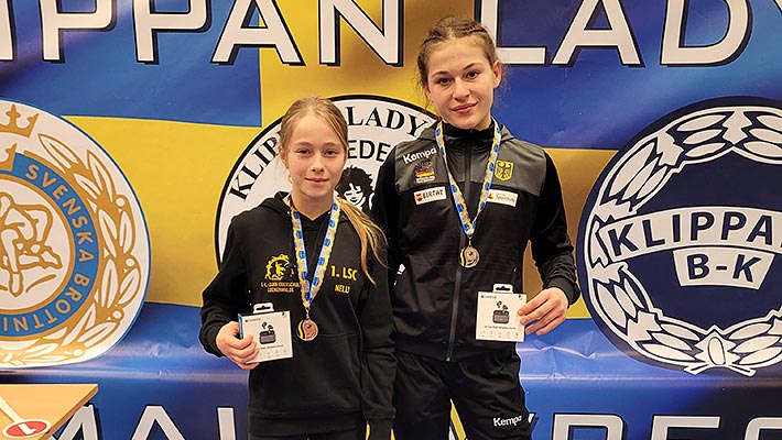 Nelly Zierenberg holt erste Medaille bei UWW-Turnier